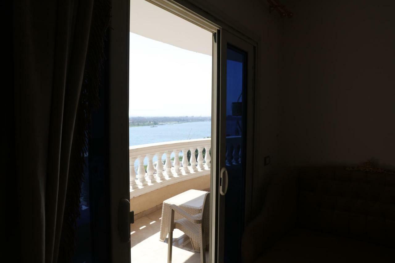 Maadi, Direct Nile River View From All Rooms Kairo Bagian luar foto