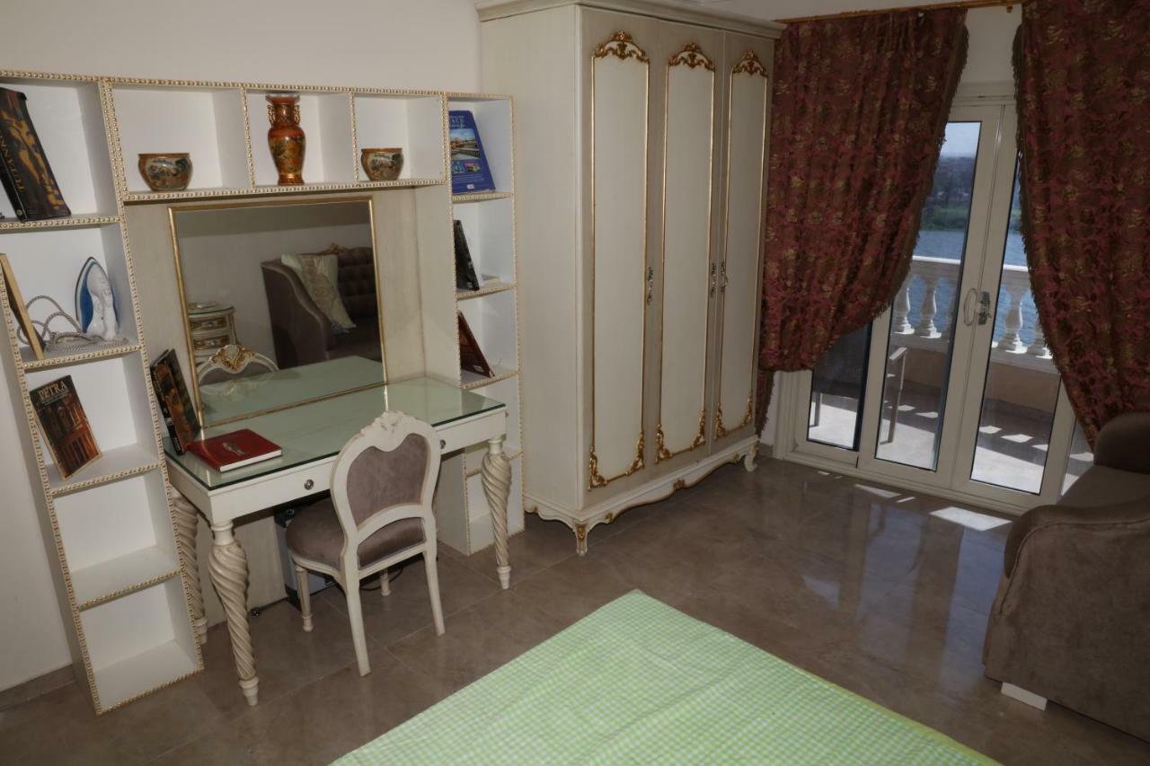 Maadi, Direct Nile River View From All Rooms Kairo Bagian luar foto