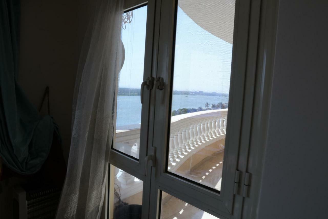 Maadi, Direct Nile River View From All Rooms Kairo Bagian luar foto